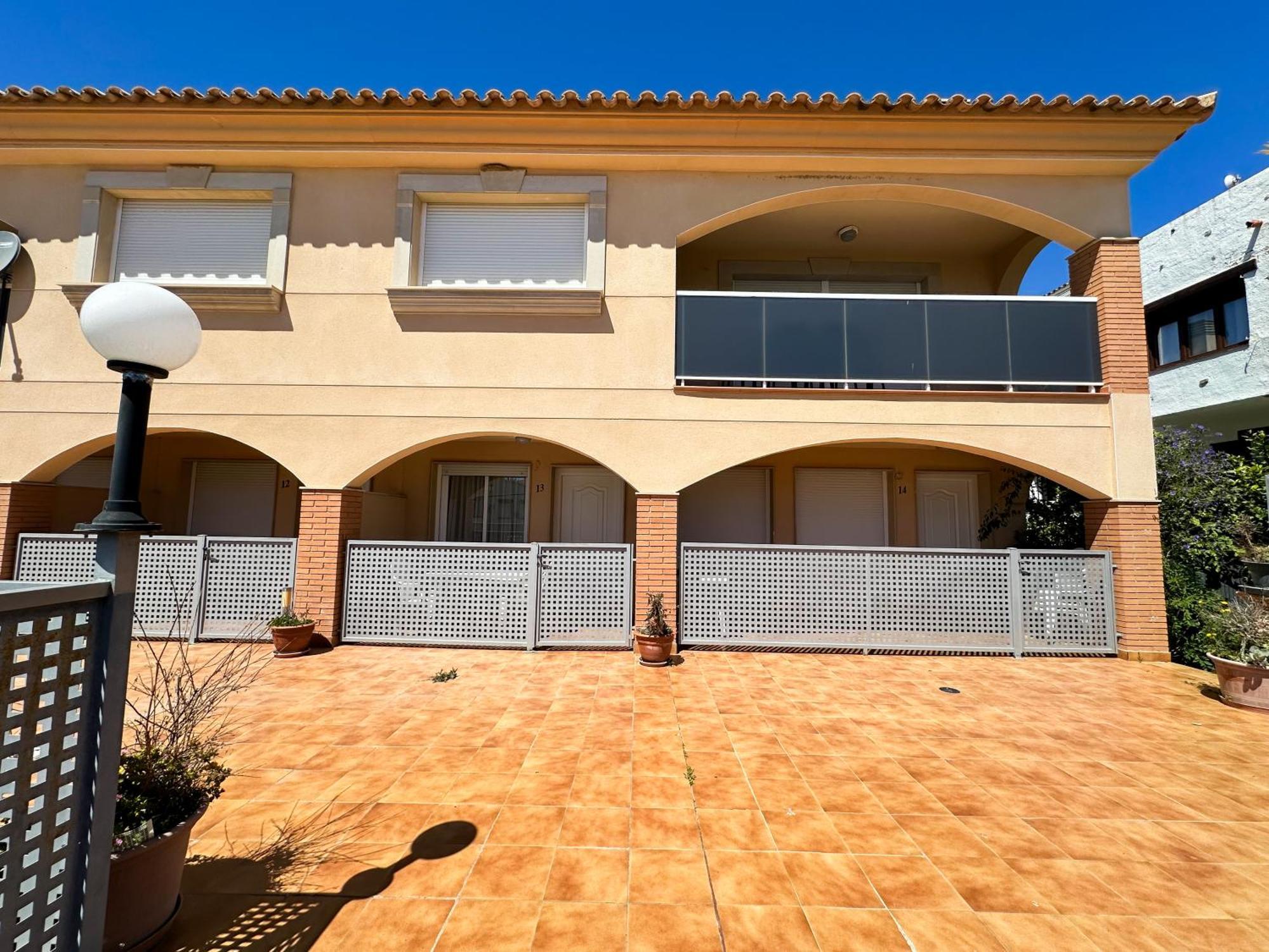 Appartamento Acogedor Apartamento Cerca De La Playa Wifi Y Parking Mont-roig del Camp Esterno foto