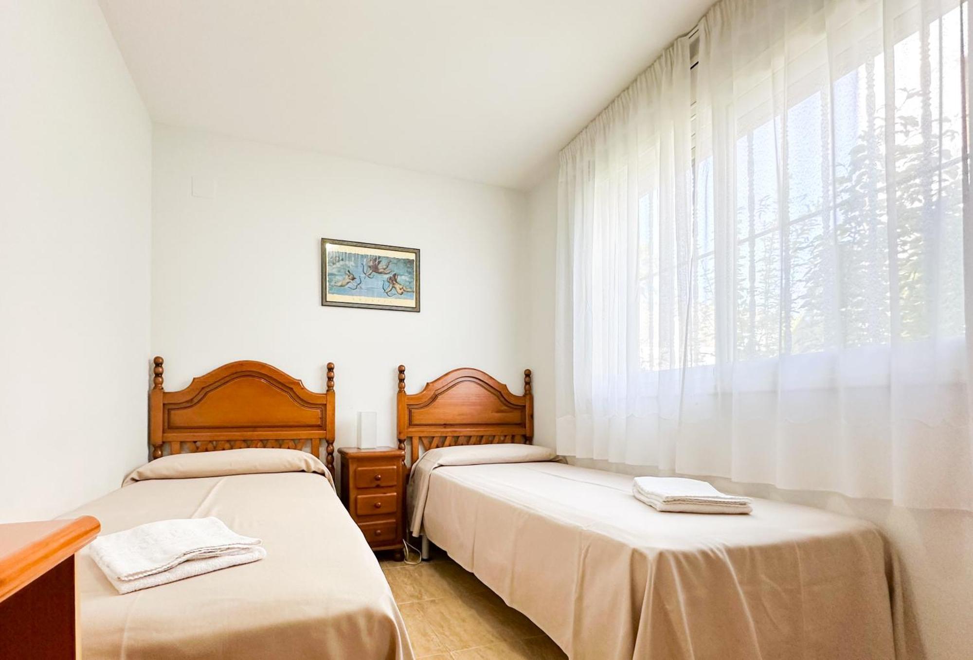Appartamento Acogedor Apartamento Cerca De La Playa Wifi Y Parking Mont-roig del Camp Camera foto