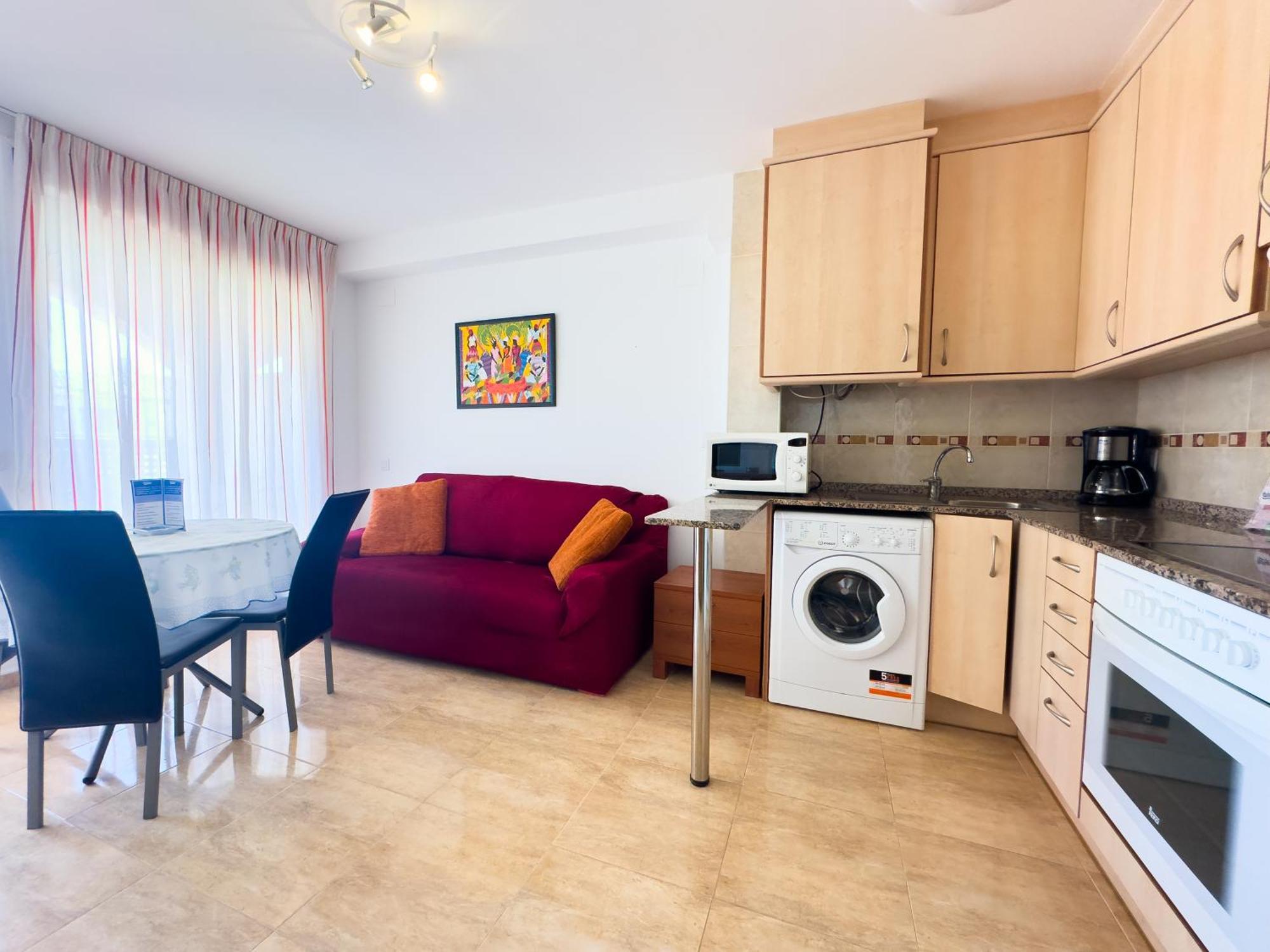 Appartamento Acogedor Apartamento Cerca De La Playa Wifi Y Parking Mont-roig del Camp Camera foto